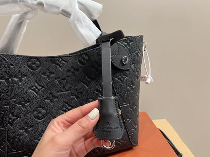 Louis Vuitton Blossom MM Tote Bag ‘Black’