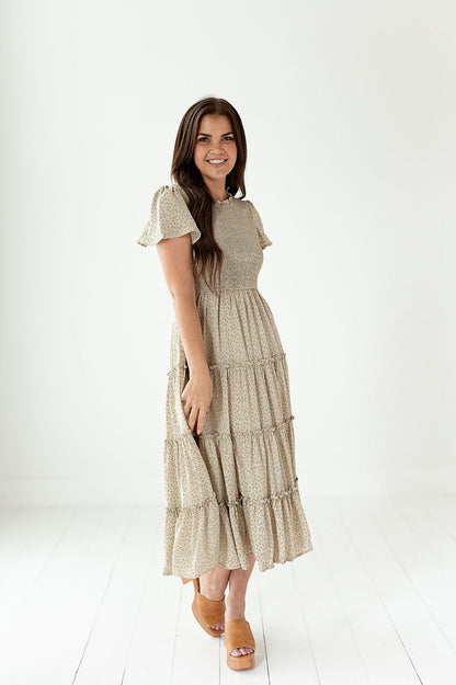 loveedsTM-Quinn Smocked Floral Dress