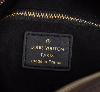 Louis Vuitton Petite Malle