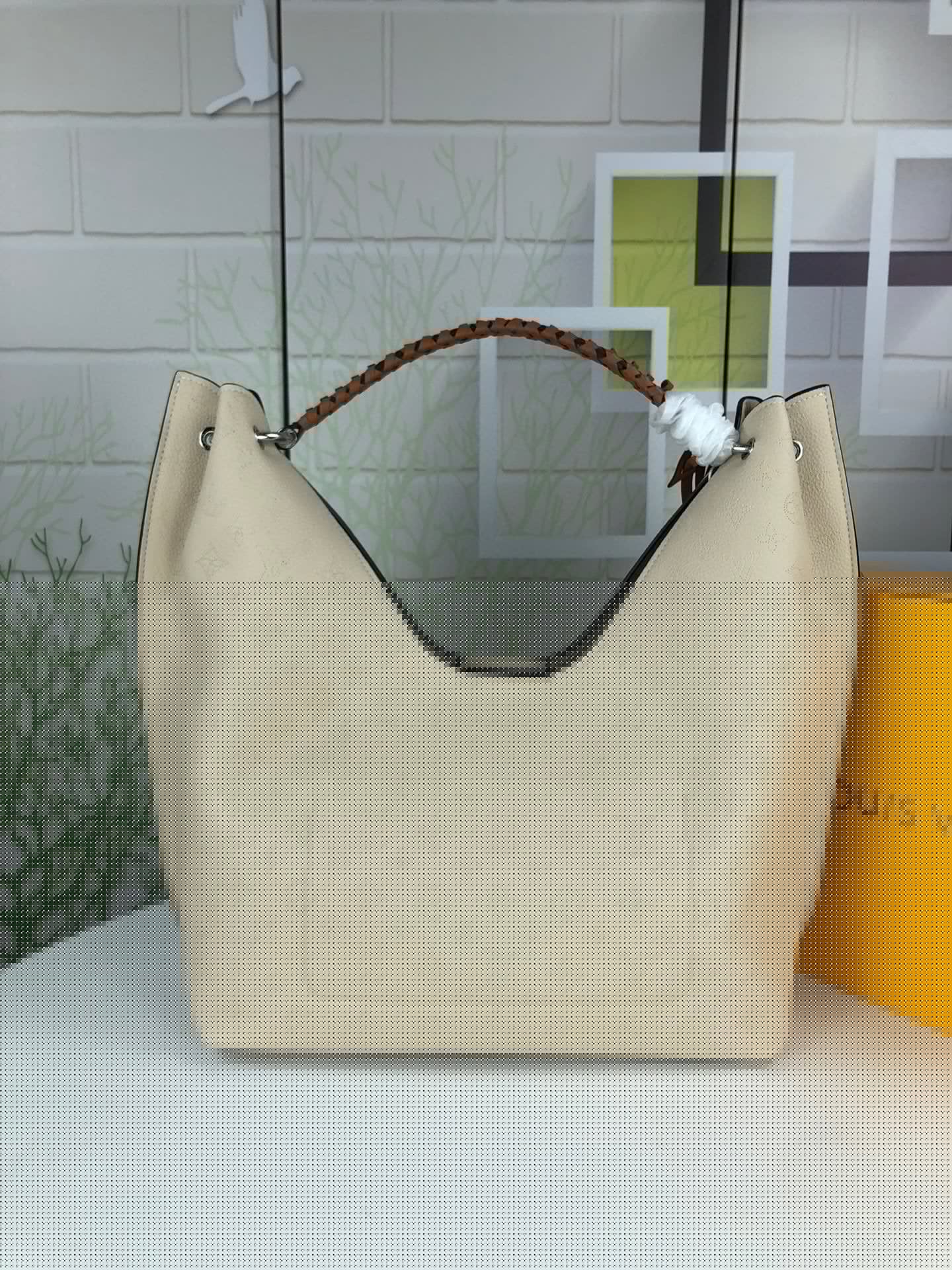 Louis Vuitton Carmel Hobo Bag ‘Mouse Grey’