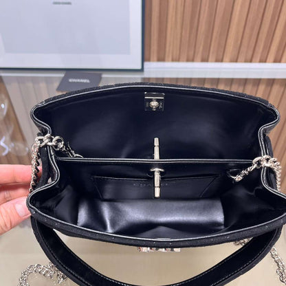 CHANEL Quilted Crossbody Bag Black