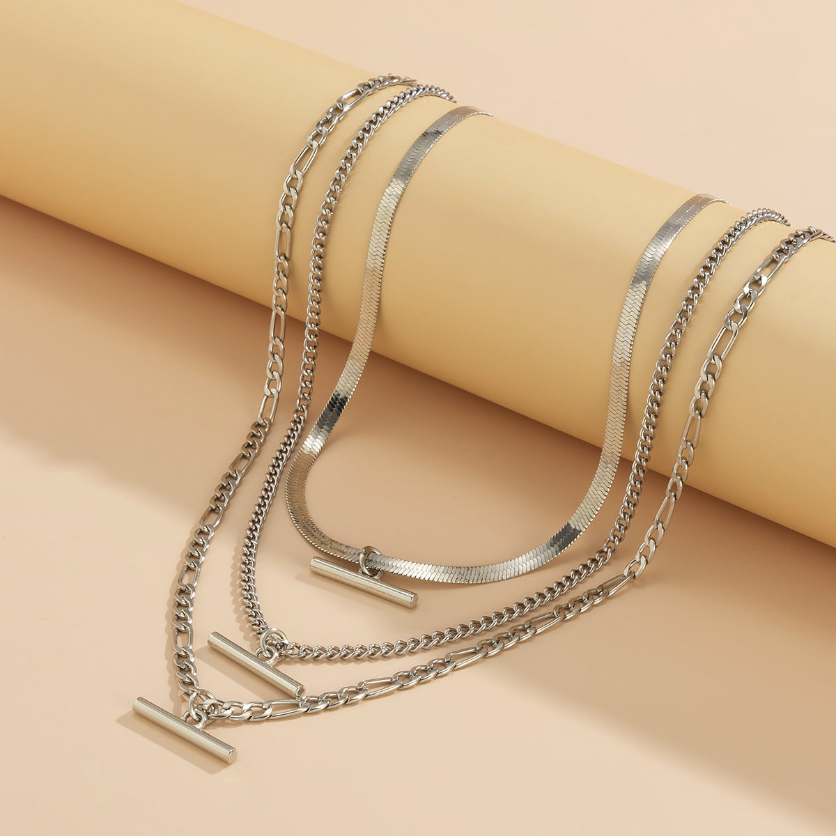 Pendant metal necklace multiple sets