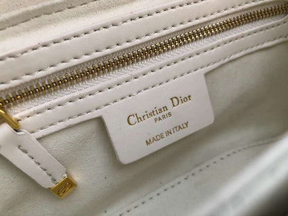Women DIOR 30 Montaigne Avenue Bag