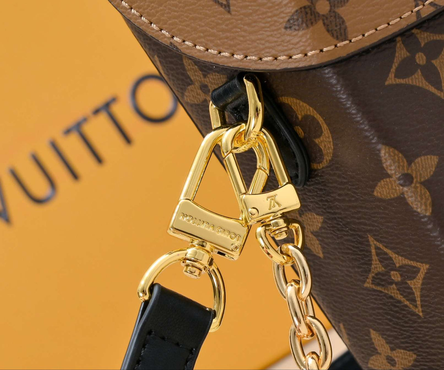 Louis Vuitton LVCamera Box