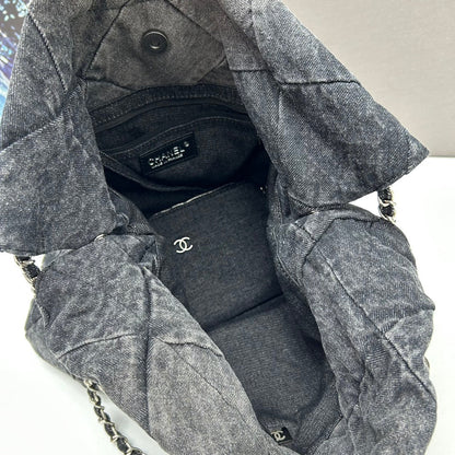 Chanel Tote Bag