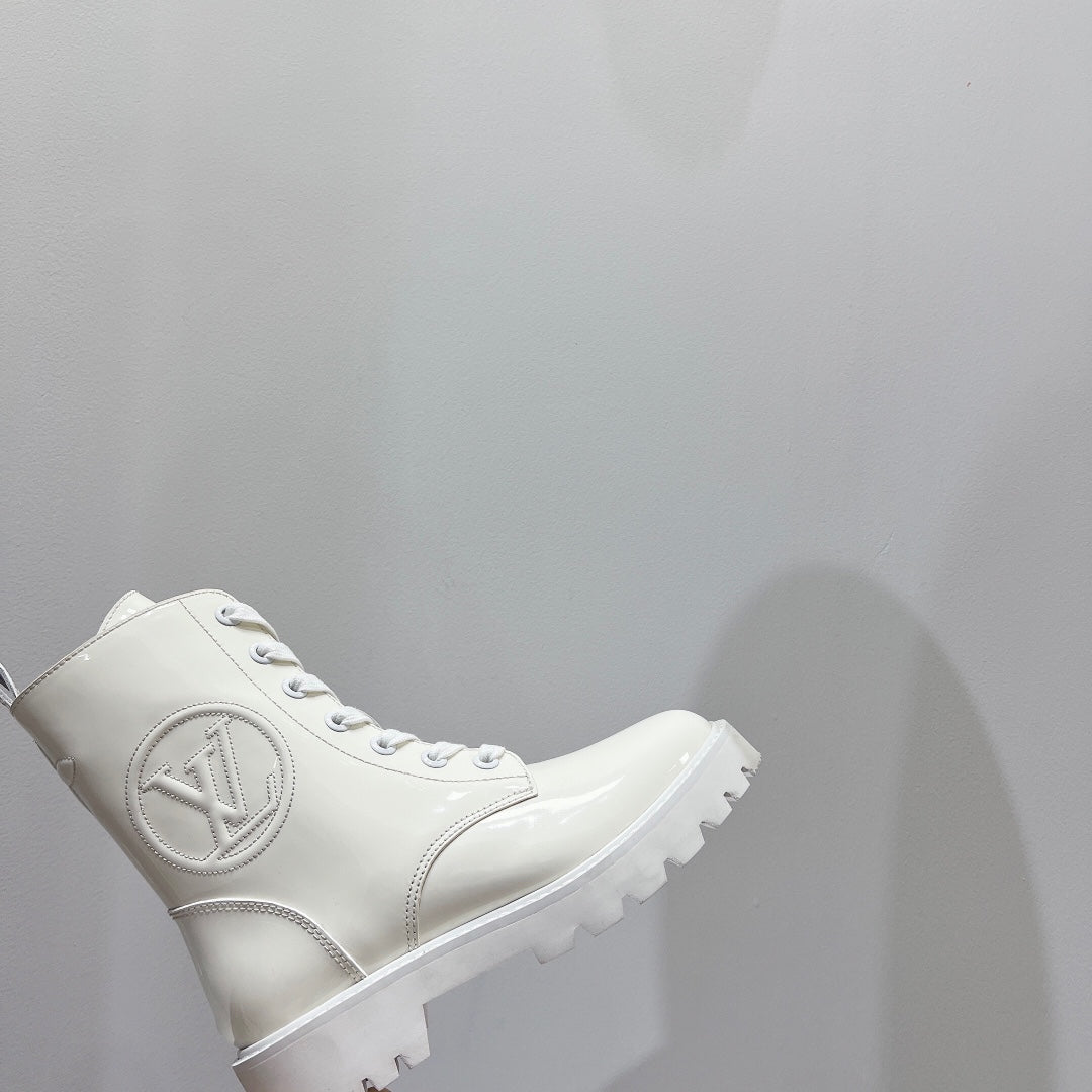 Premium LUV BOOTS 005