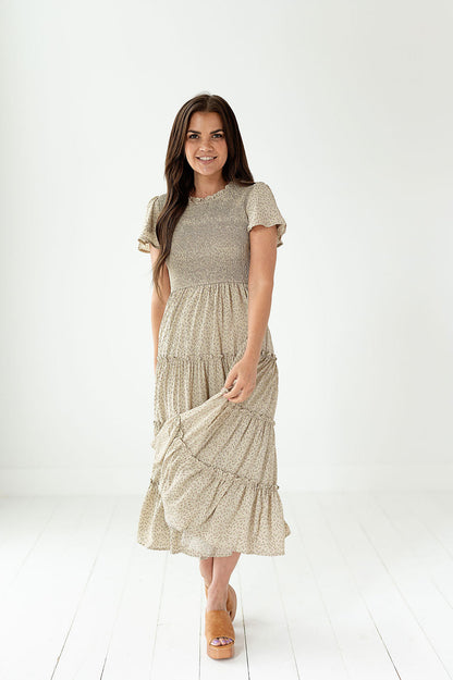 loveedsTM-Quinn Smocked Floral Dress