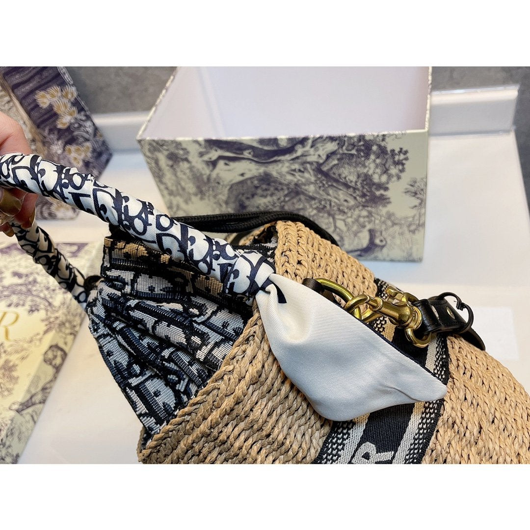 Christian Dior Pre-Owned pre-owned wicker Dior bucket shoulder bag