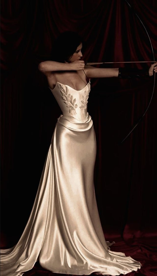 Ivory Vintage Beaded Long Satin Ball Gown Wedding Dress gh4956