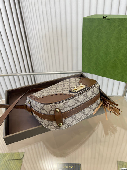 Padlock Small Shoulder Bag Beige And Ebony GG