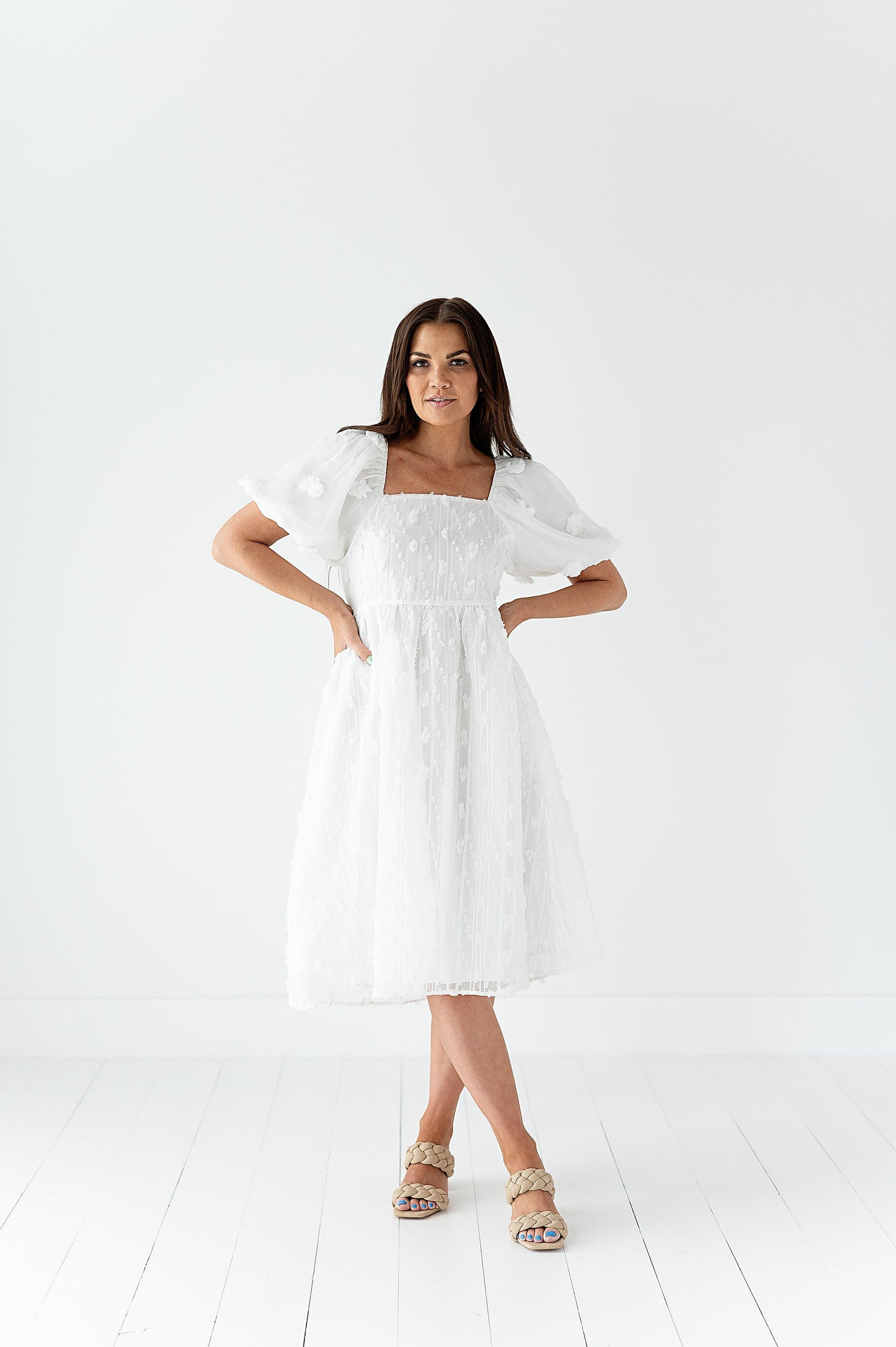 loveedsTM-Night Out Dress in White