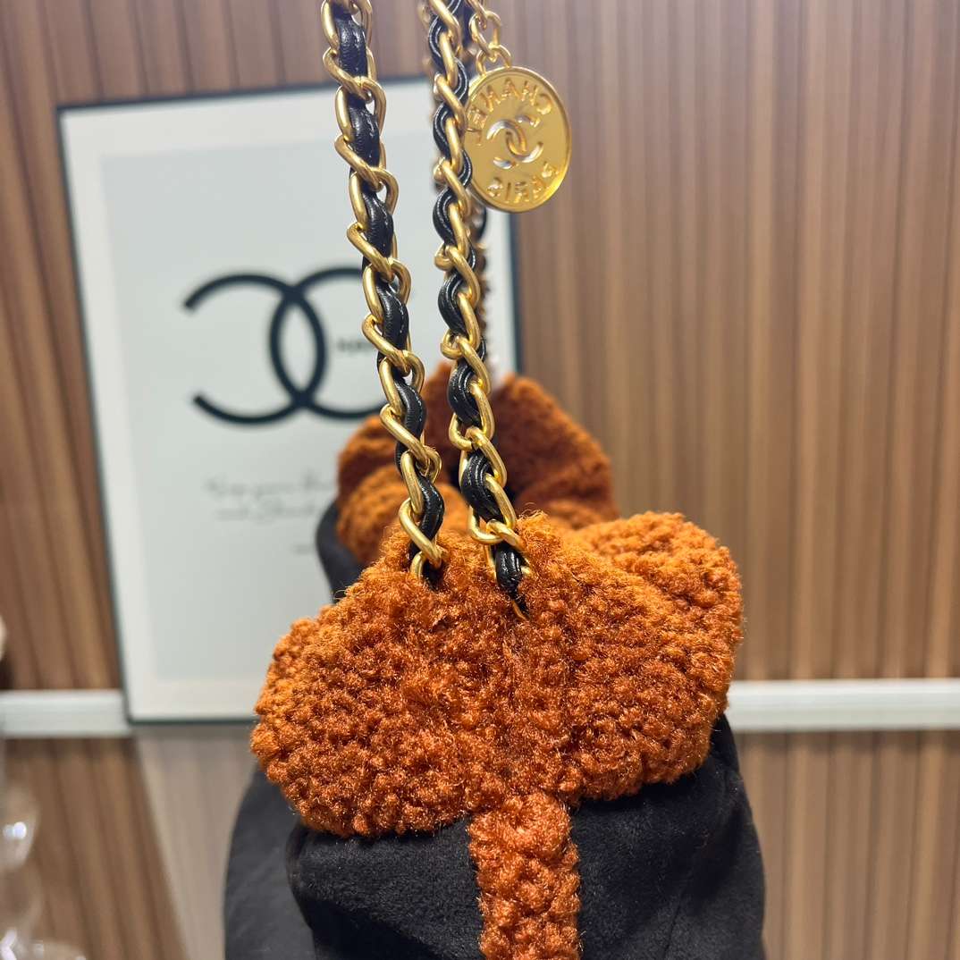 CHANEL Chanel 22 Hobo Small Black Velvet