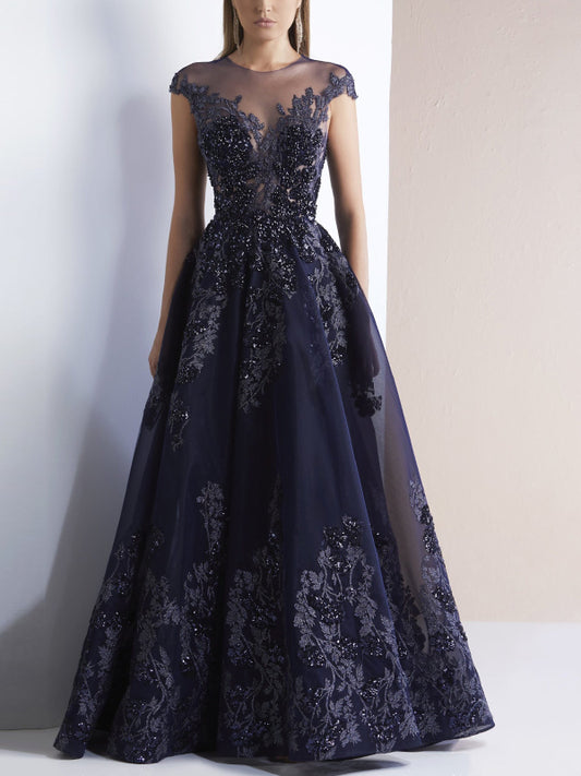 Round Neck Lace Solid Color Maxi Dress