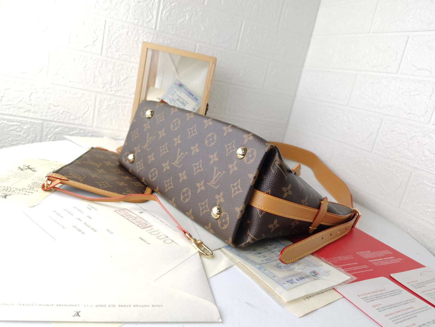 LV Carryall PM Monogram
