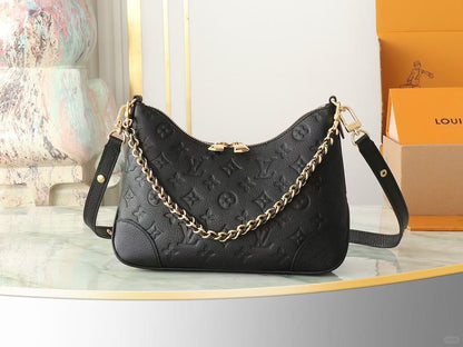 Louis Vuitton M12930 Boulogne