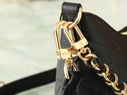 Louis Vuitton M12930 Boulogne