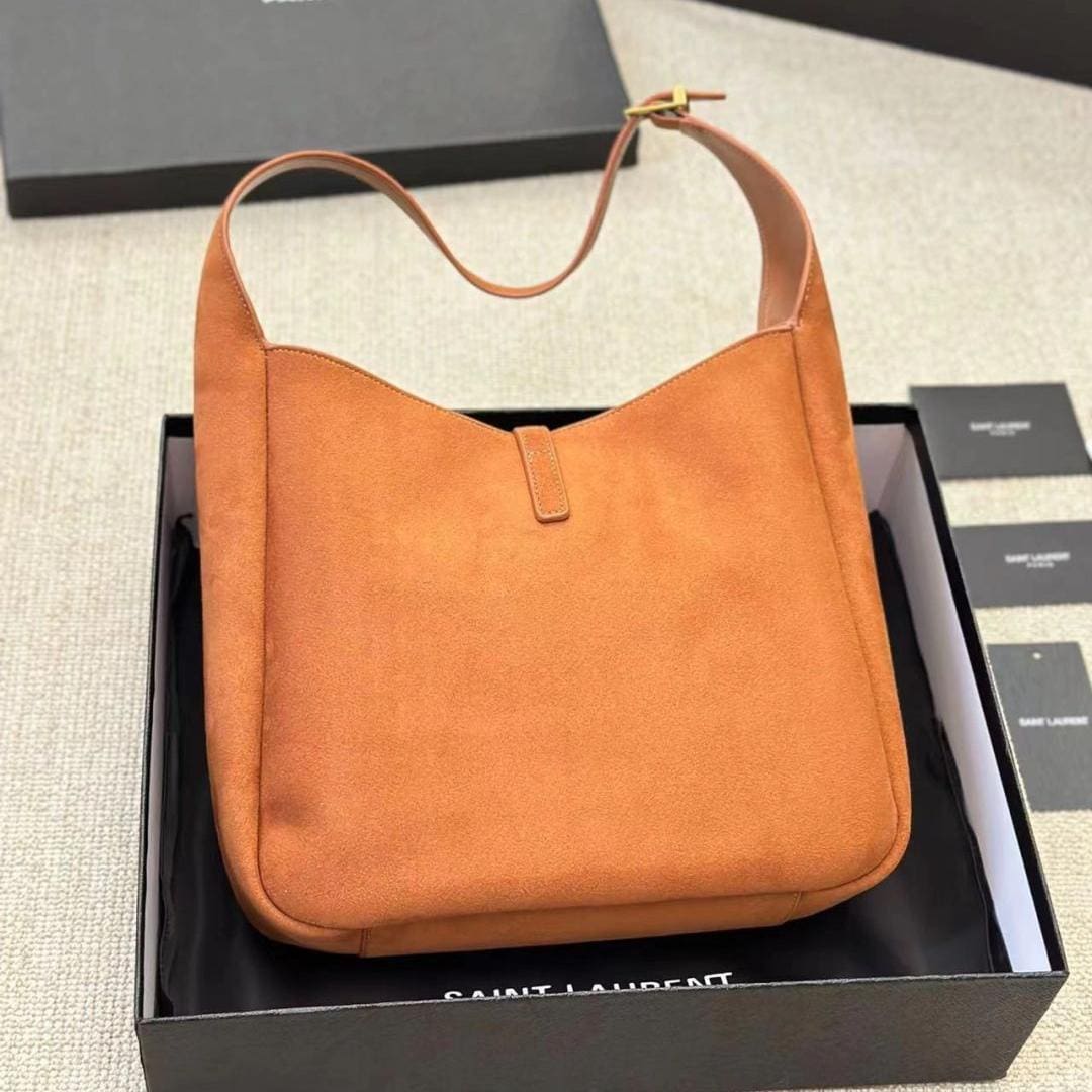 Saint Laurent LE 5 À 7 supple small in suede