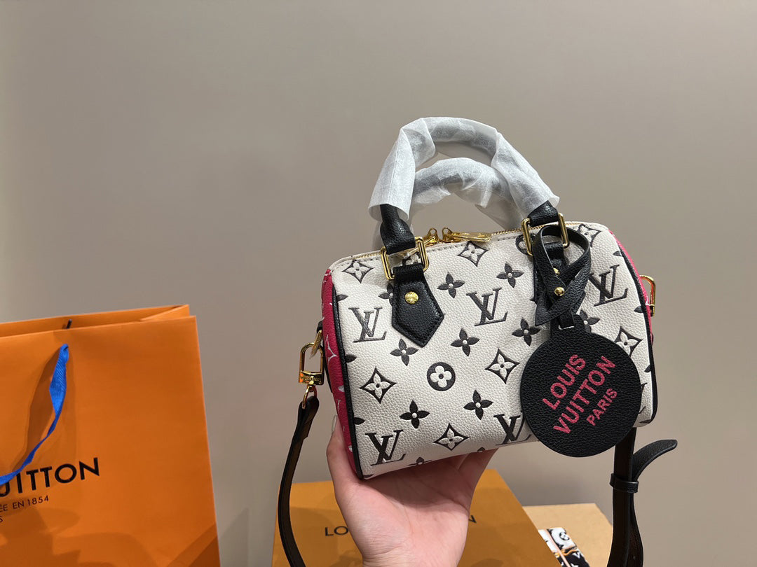 Louis Vuitton Spring in the city Speedy Bandouliere 20 M46088