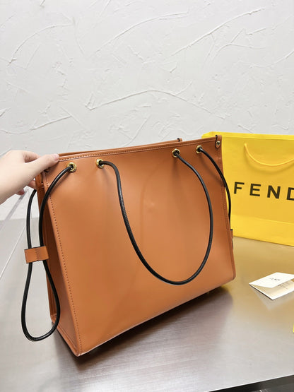Fendi Sunshine Medium