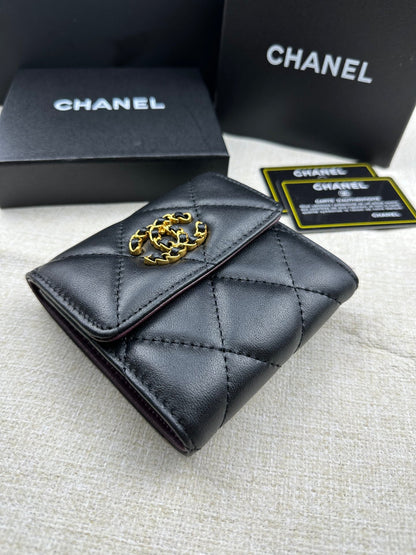 Chanel 19 Small Flap Wallet