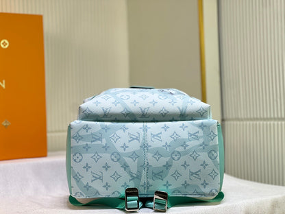 LOUIS VUITTON DISCOVERY BACKPACK CRYSTAL BLUE
