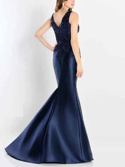 Sleeveless Lace Solid Color Maxi Dress