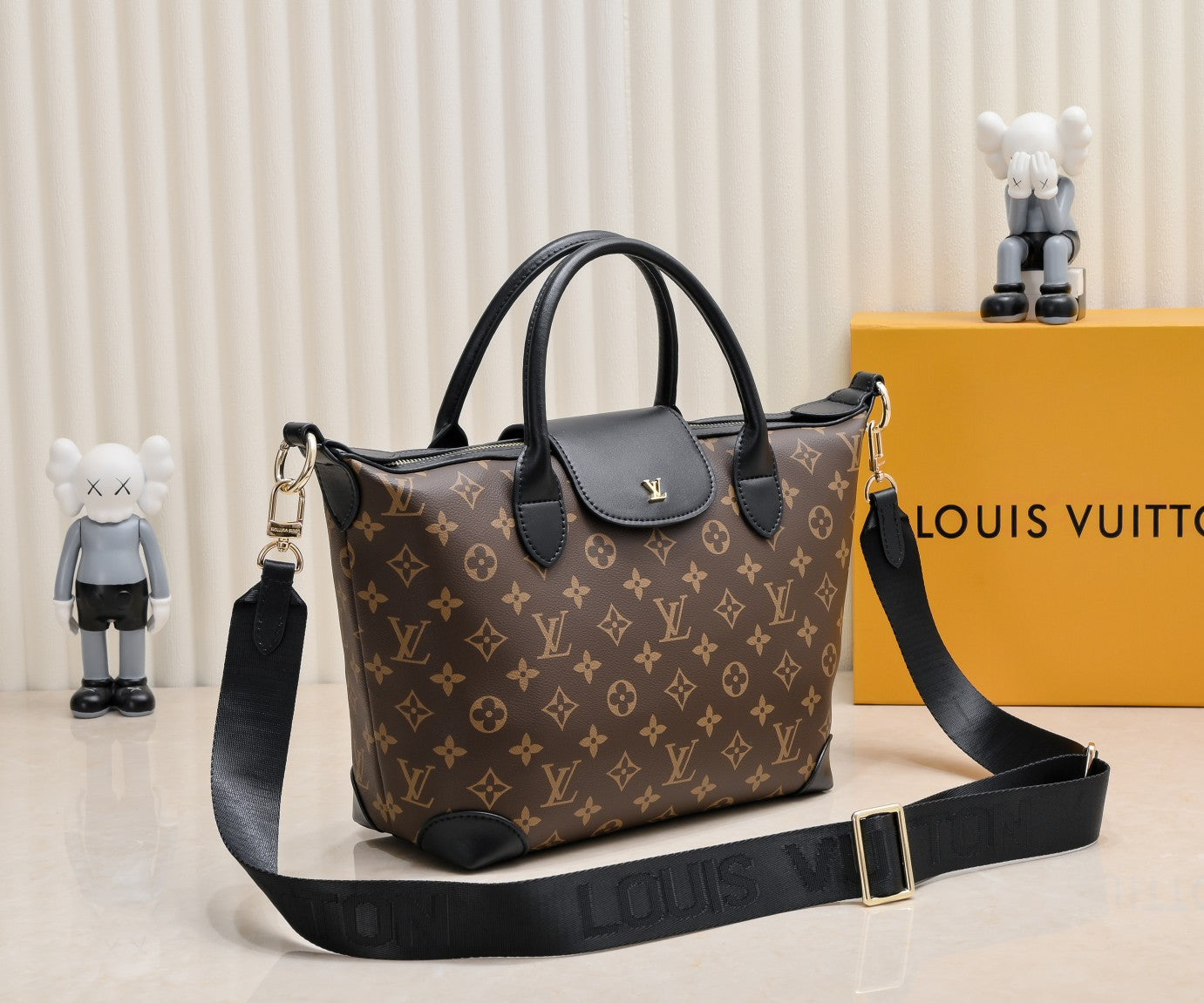 Louis Vuitton Documents Jour