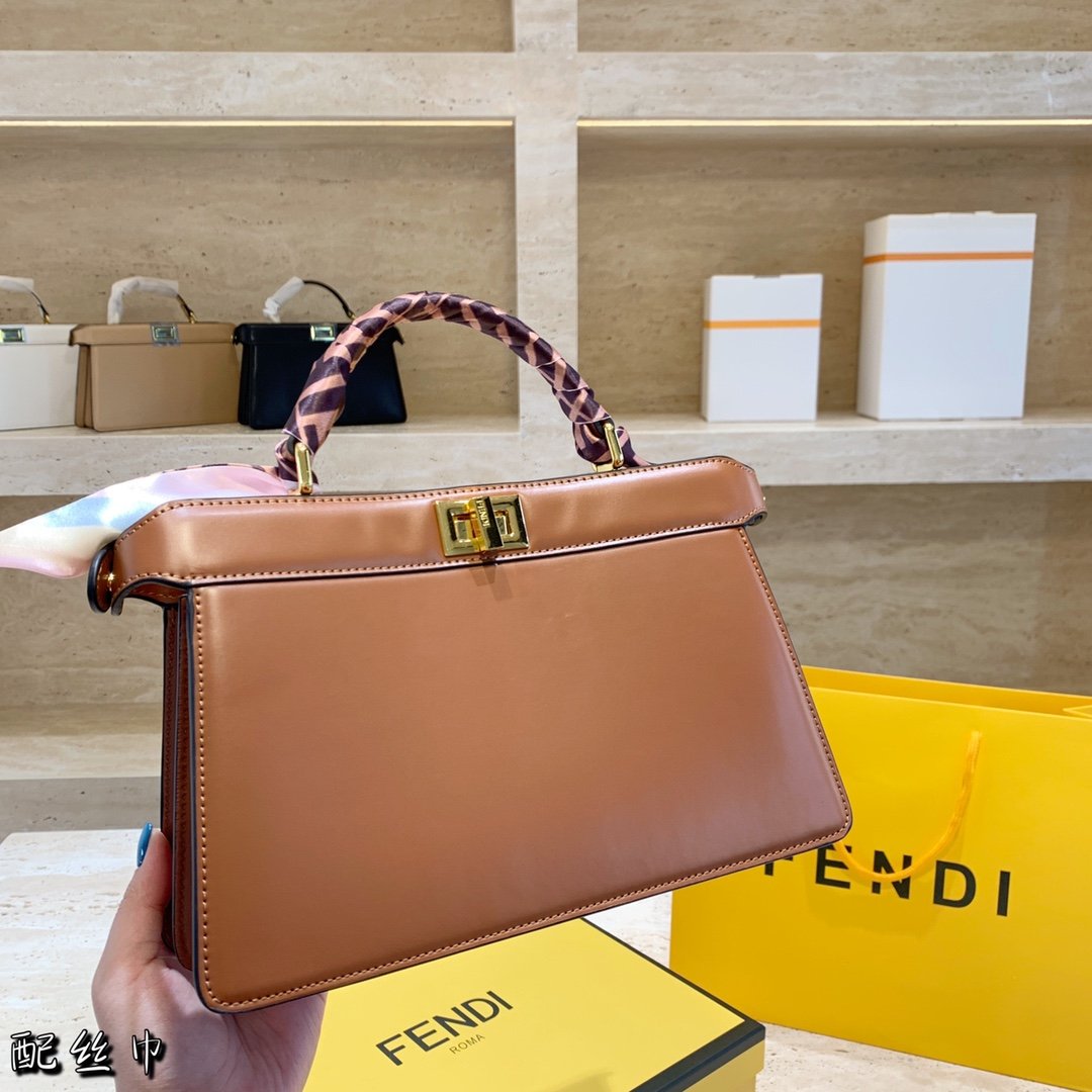 Fendi Peekaboo