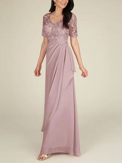 Floor-to-ceiling chiffon lace back zip bridal mom dress