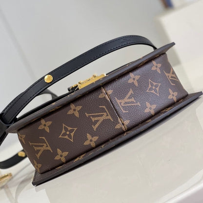 Louis Vuitton Tilsitt M46548