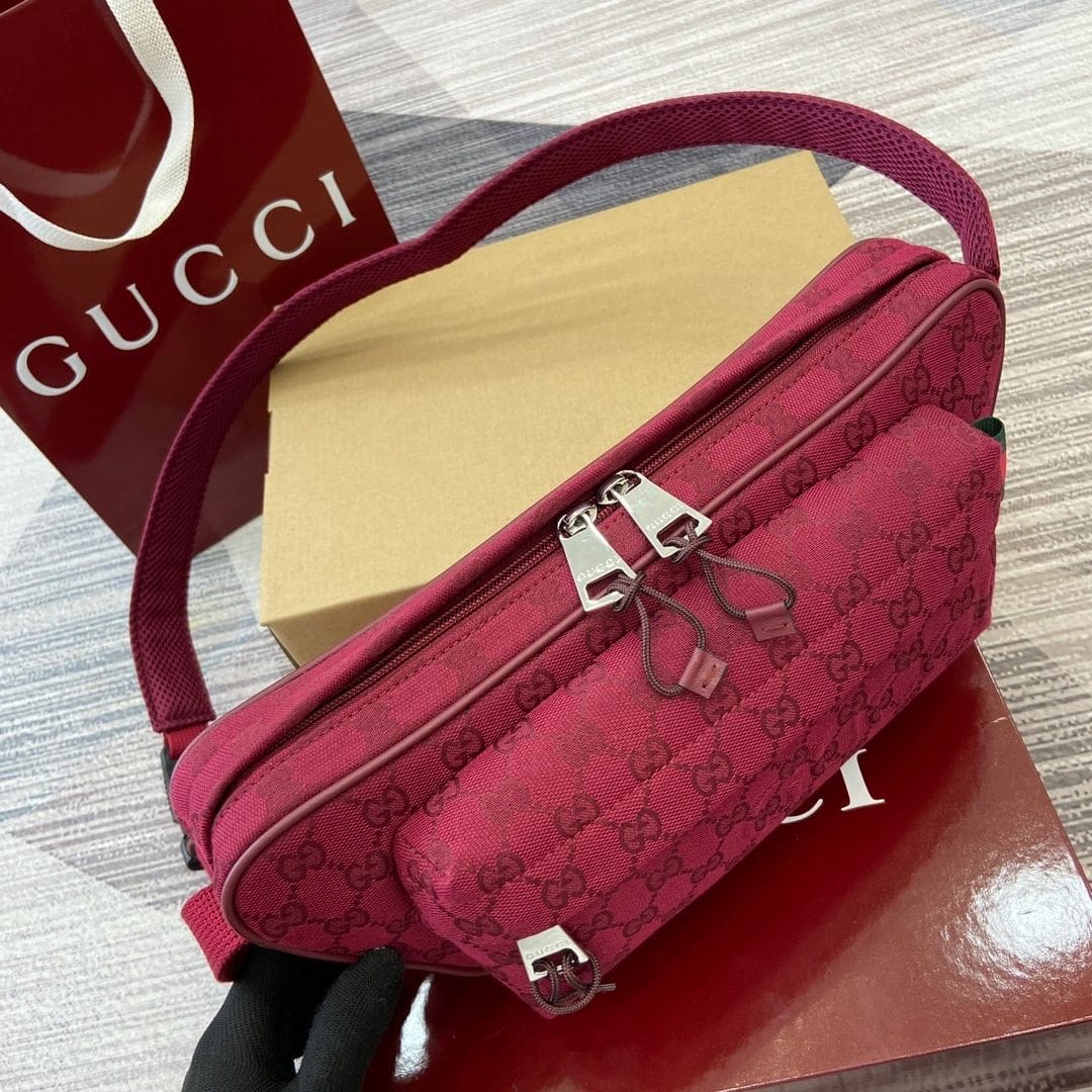 GUCCI Small GG crossbody bag