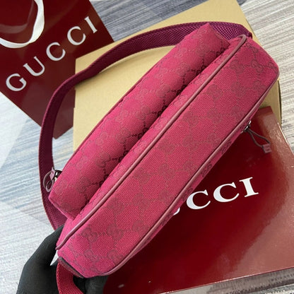 GUCCI Small GG crossbody bag