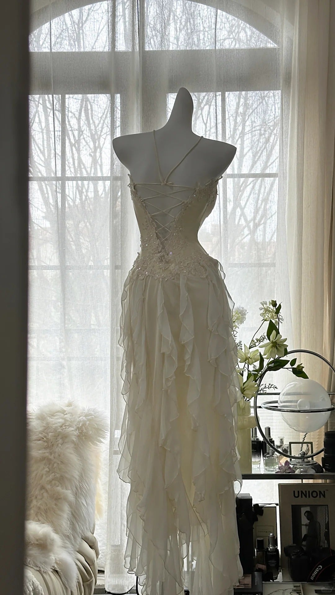 Ivory White Romantic Elegant Exquisite Beaded Backless Long Chiffon Ruffle Homecoming Dress Prom Dress Evening Dress Birthday Holiday Party Dress gh4009