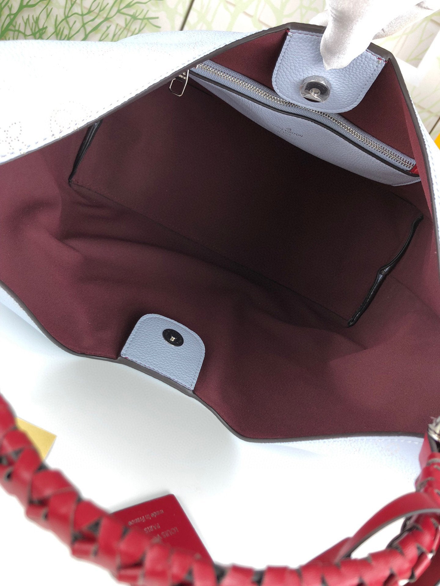 Louis Vuitton Carmel Hobo Bag ‘Mouse Grey’