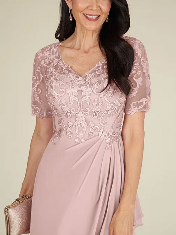 Floor-to-ceiling chiffon lace back zip bridal mom dress