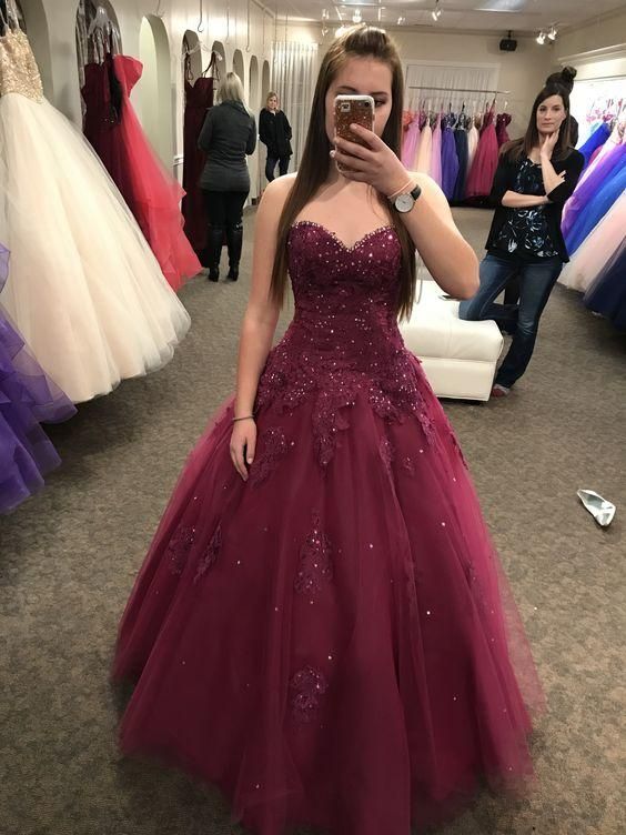 Cute Burgundy Sleeveless Tulle Sweetheart Ball Gown Prom Dresses    cg10749