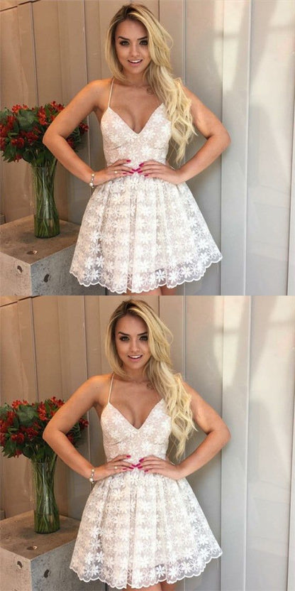 Sexy V-neck Spaghetti Straps Short White Lace Homecoming Dresses cg1258