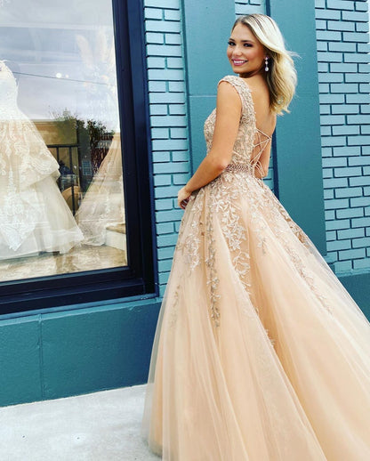 Beautiful A Line Round Neck Champagne Long Prom/Evening Dress Appliques   cg14760