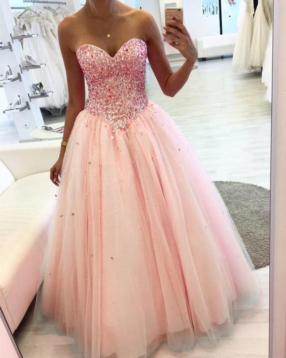 Elegant Tulle Prom Dress Featuring Sweetheart Neckline With Crystal Beaded Top     cg17987