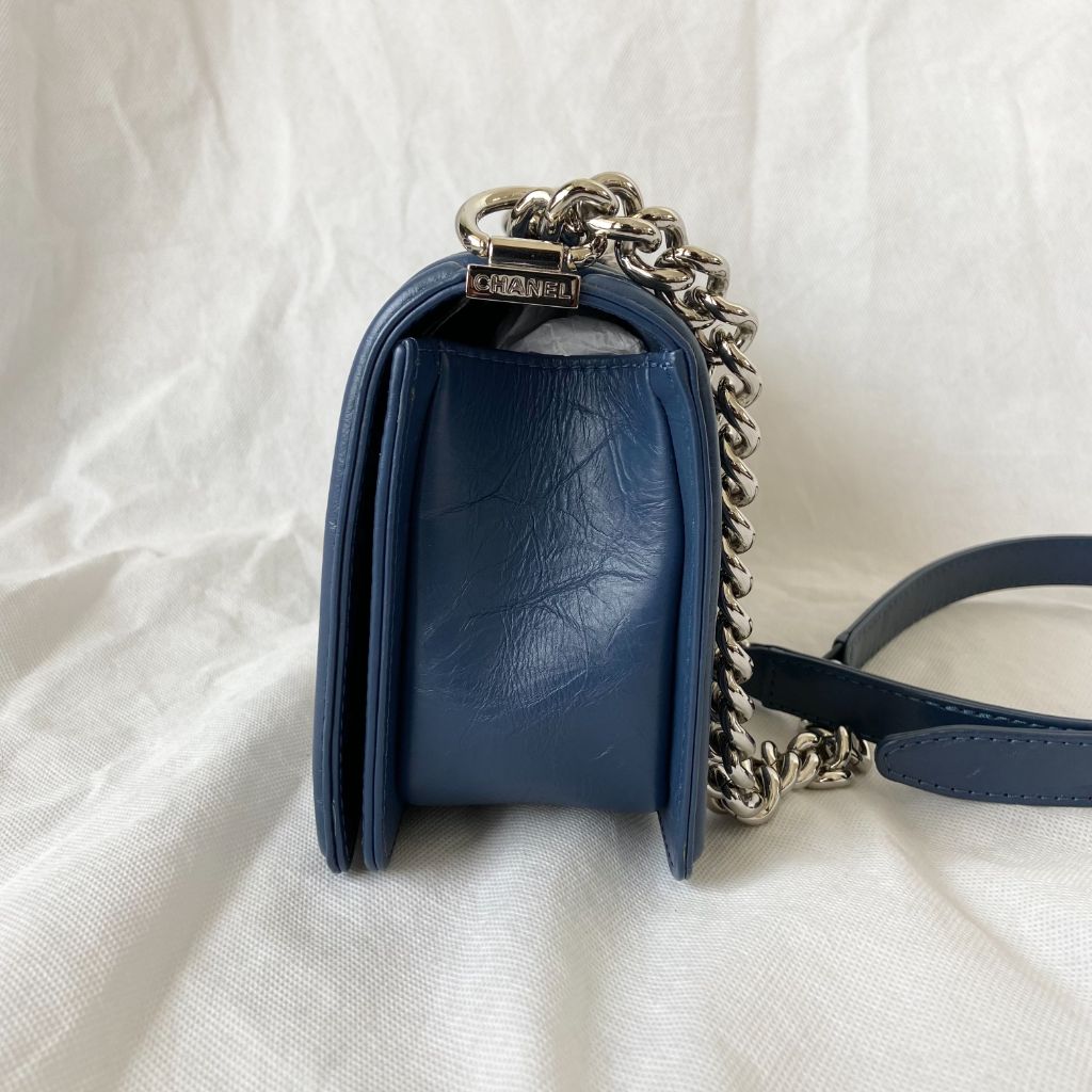 Chanel Aged Calfskin Chevron Quilted Medium Jacket Boy Flap