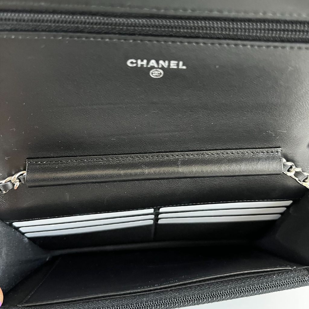 Chanel Black and Green quilted textile Fluo Boy Wallet On Chain