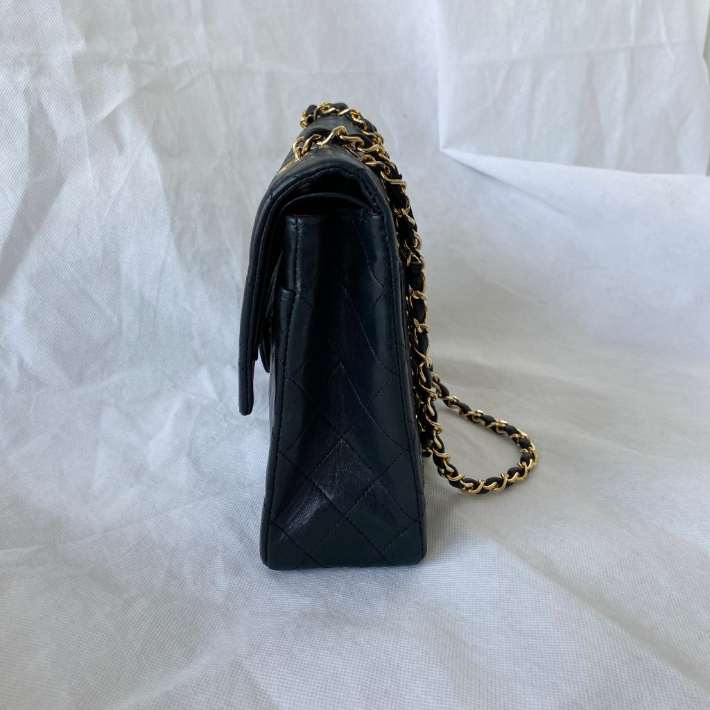 Chanel Black Lambskin Vintage Flapbag