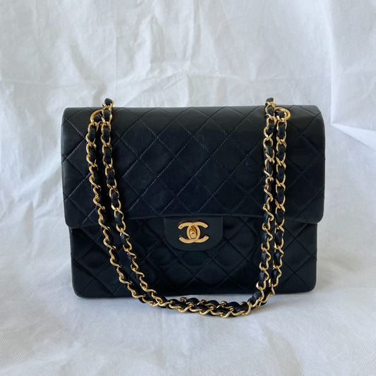 Chanel Black Lambskin Vintage Flapbag