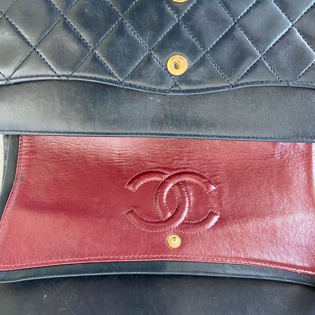 Chanel Black Lambskin Vintage Flapbag