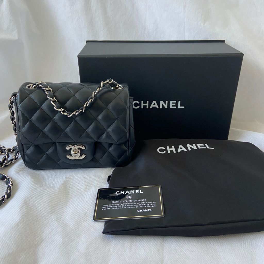 Chanel mini classic flap bag