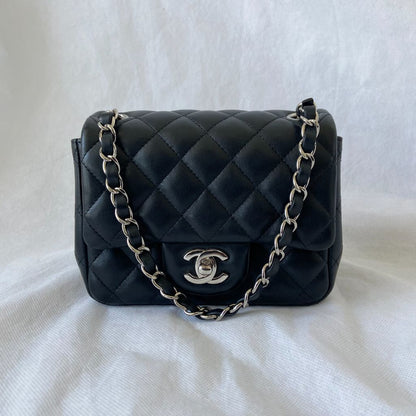 Chanel mini classic flap bag