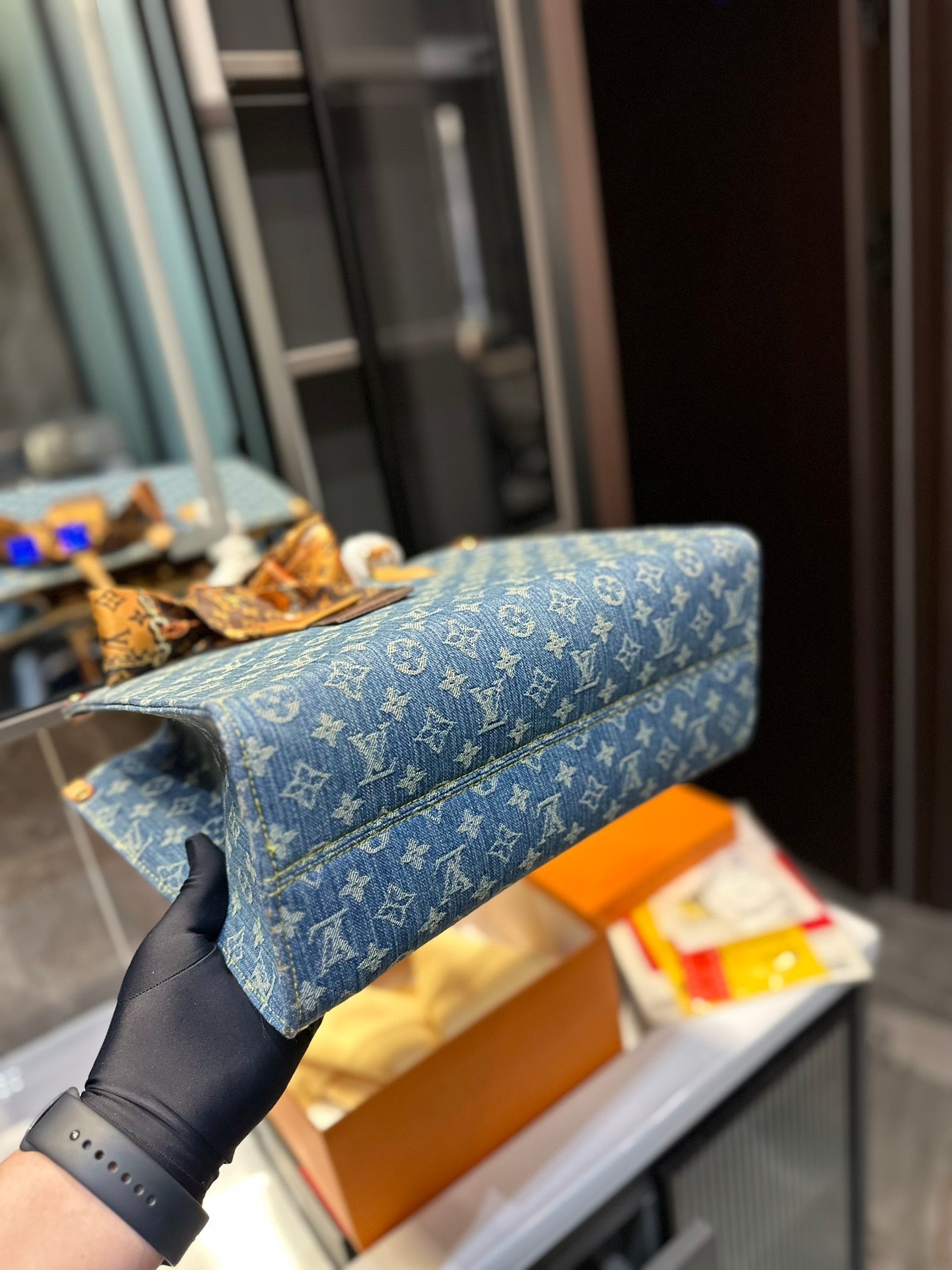 New LV Remix OnTheGo MM