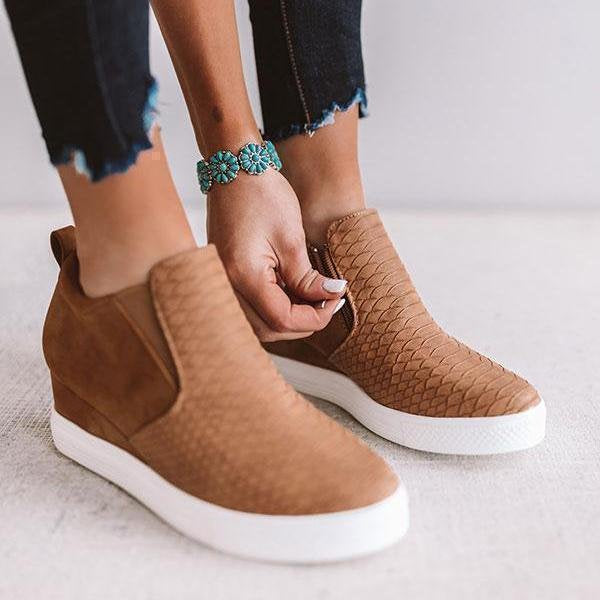Wedge sneakers