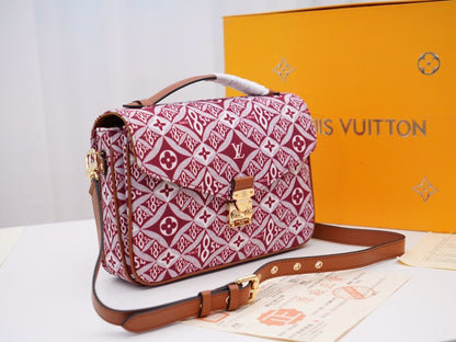 LV By The Pool Pochette Métis