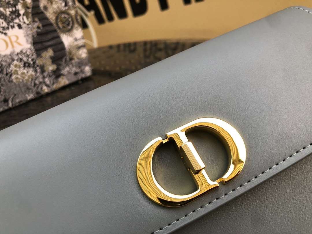 Women DIOR 30 Montaigne Avenue Bag